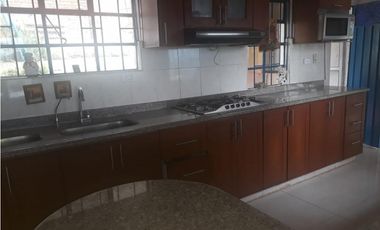 Casa Quinta campestre en venta en condominio ubicada en Sasaima