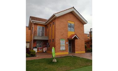 ACSI 440 Casa en Venta Mosquera, Trebol del Guali