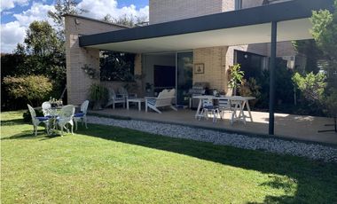 VENTA DE CASA EN EL ALTO DE LAS PALMAS