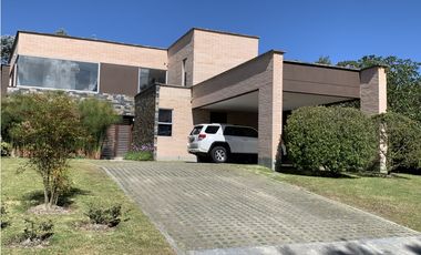 VENTA DE CASA EN EL ALTO DE LAS PALMAS