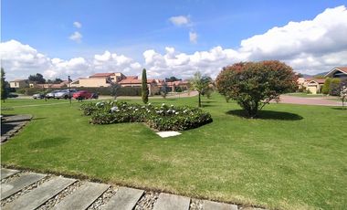 OFREZCO VENTA CASA CAMPESTRE EN CAJIC (PA)