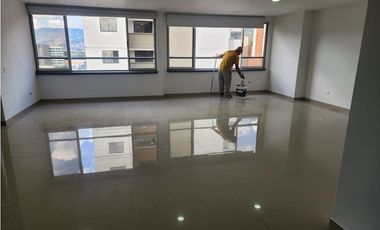 Apartamento en venta Calle del Banco Sabaneta, Antioquia