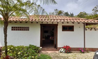 Venta o permuta finca de descanso Carmen de Viboral Antioquia
