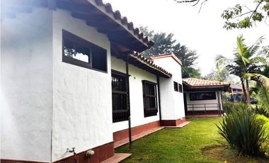 Venta o permuta finca de descanso Carmen de Viboral Antioquia