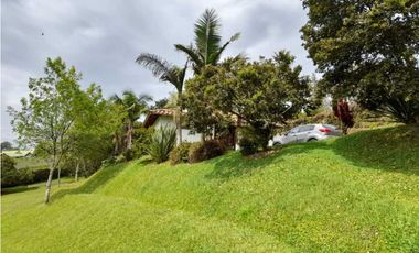 Venta o permuta finca de descanso Carmen de Viboral Antioquia