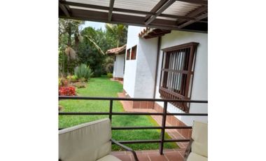 Venta o permuta finca de descanso Carmen de Viboral Antioquia