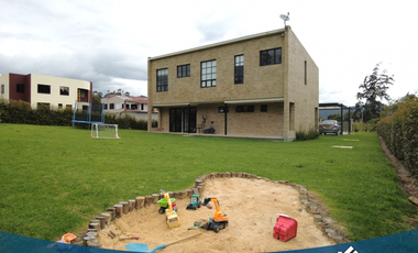 Vende Casa en Tabio Paloverde