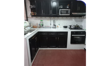 Casa en venta / soledad 2000