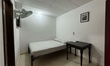 Casa tipo hostal en rodadero sur límite con gaira