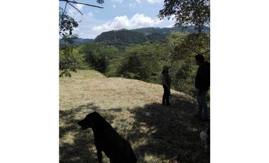 Lote Con Linda Vista En Condominio En La Mesa Cundi