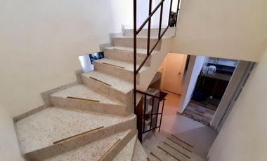 Casa de dos pisos en venta - Barrio Santa Ana Palmira Valle del Cauca