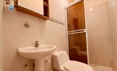 Casa de dos pisos en venta - Barrio Santa Ana Palmira Valle del Cauca