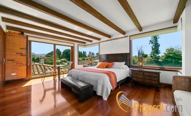 EN VENTA CASA EN CHIA, VIA GUAYMARAL