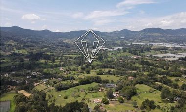 LOTE EN VENTA LA CEJA