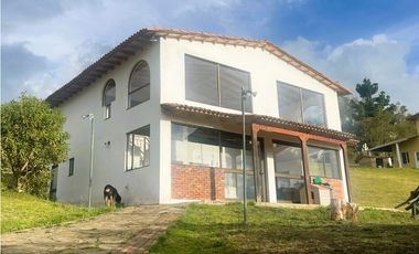 Casa en venta Yerbabuena