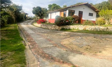 Casa en venta Yerbabuena