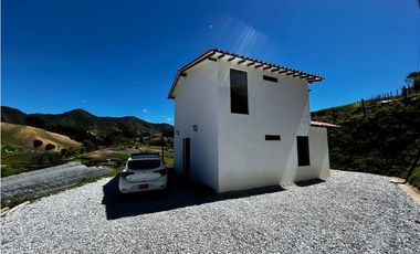 Hermosa Casa finca en El Santuario- Antioquia