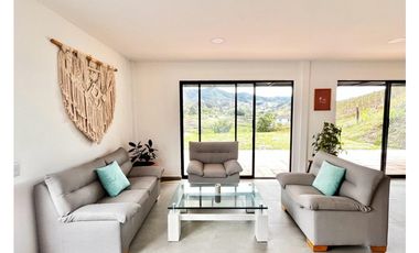 Hermosa Casa finca en El Santuario- Antioquia