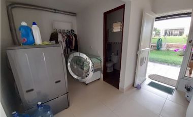 Casa campestre en venta La Buitrera Condominio La Acuarela Palmira