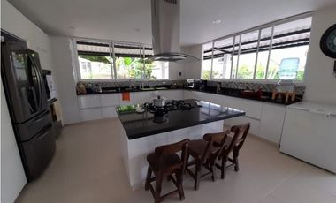 Casa campestre en venta La Buitrera Condominio La Acuarela Palmira
