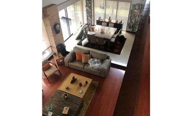 OPORTUNIDAD VENDO EXCLUSIVA CASA EN KALAMARY CLUB HOUSE CHIA