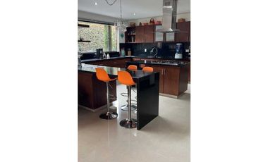 OPORTUNIDAD VENDO EXCLUSIVA CASA EN KALAMARY CLUB HOUSE CHIA