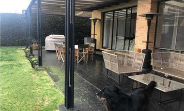 OPORTUNIDAD VENDO EXCLUSIVA CASA EN KALAMARY CLUB HOUSE CHIA
