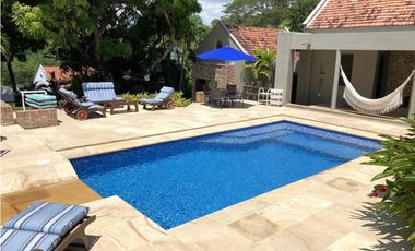 VENDO ESPECTACULAR CASA EN PEÑALISA -CADIZ REMODELADA ESQUINERA