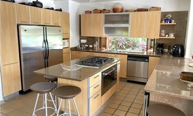 VENDO ESPECTACULAR CASA EN PEÑALISA -CADIZ REMODELADA ESQUINERA
