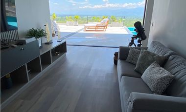 VENTA ESPECTACULAR CASA CAMPESTRE EN CONDOMINIO CERRITOS PEREIRA