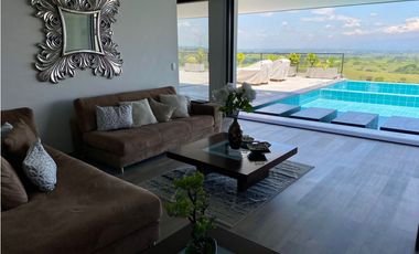 VENTA ESPECTACULAR CASA CAMPESTRE EN CONDOMINIO CERRITOS PEREIRA