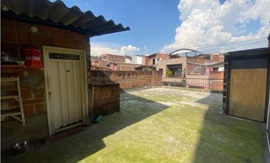 Casa Lote en Venta San Isidro Itagui