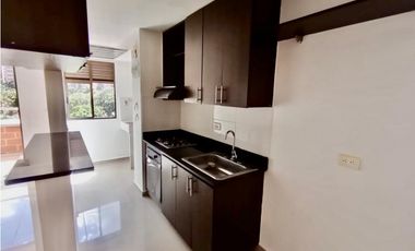 Apartamento en venta en Sabaneta sector Loma de San José