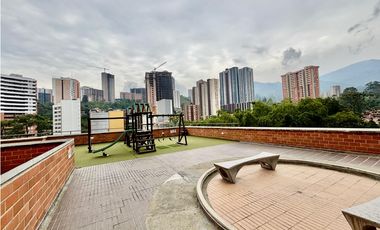 Apartamento en venta en Sabaneta sector Loma de San José