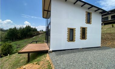 CASA FINCA EN VENTA, CRISTO REY, EL CARMEN