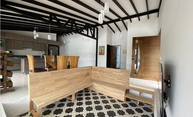 CASA FINCA EN VENTA, CRISTO REY, EL CARMEN