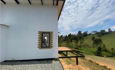 CASA FINCA EN VENTA, CRISTO REY, EL CARMEN