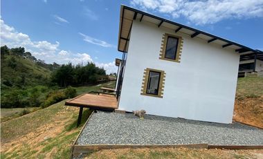 CASA FINCA EN VENTA, CRISTO REY, EL CARMEN