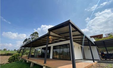 CASA FINCA EN VENTA, CRISTO REY, EL CARMEN