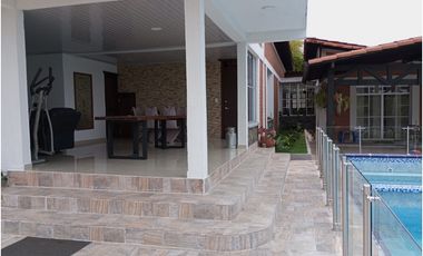 VENDO CASA  CAMPESTRE  CERCA A LA CIUDAD