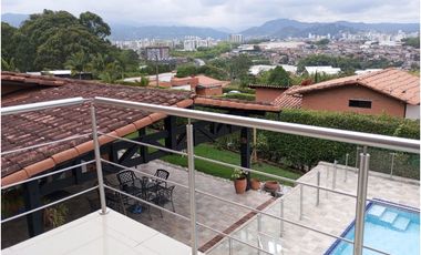 VENDO CASA  CAMPESTRE  CERCA A LA CIUDAD