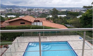 VENDO CASA  CAMPESTRE  CERCA A LA CIUDAD