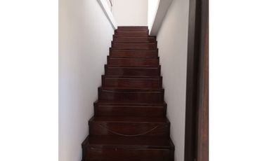 VENDO CASA  CAMPESTRE  CERCA A LA CIUDAD