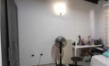 VENDO CASA  CAMPESTRE  CERCA A LA CIUDAD