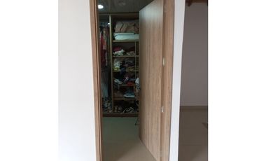 VENDO CASA  CAMPESTRE  CERCA A LA CIUDAD