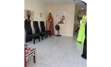 Se vende casa amplia barrio centro soledad