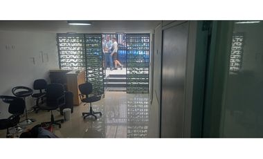 Arriendo  excelente  local exterior Malibu