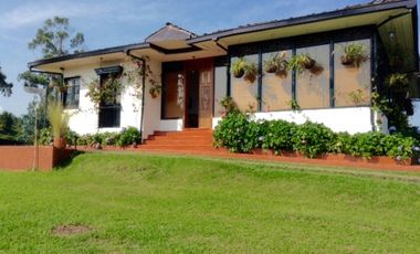 VENTA AMPLIA FINCA CON HERMOSA VISTA VIA ARMENIA PEREIRA