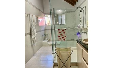 Casa en venta El Poblado - La Visitación