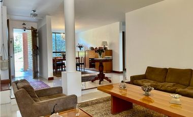Casa en venta El Poblado - La Visitación